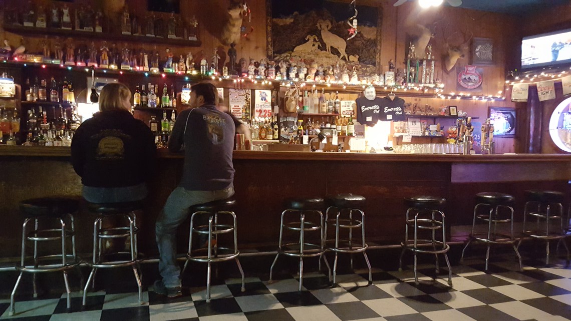 Arcata Everets bar 13.03.16