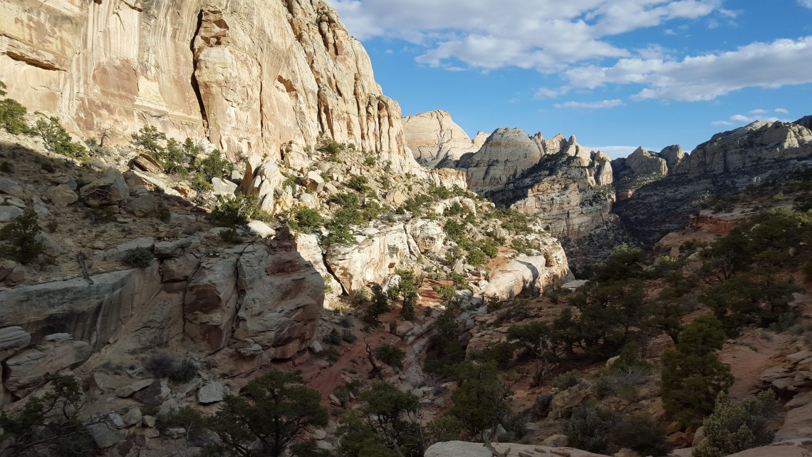Capitol Reef Utah highway 24 24.03.162016-03-24 17.47.55