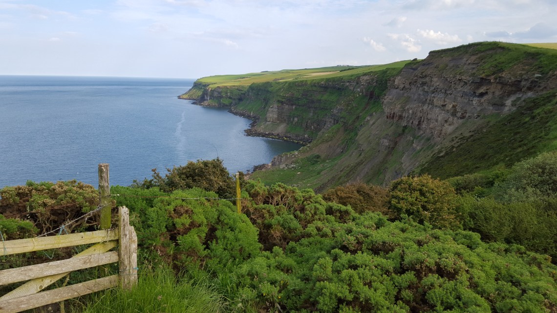 Robin Hoods Bay to Whitby 22.06.1620160621_181935