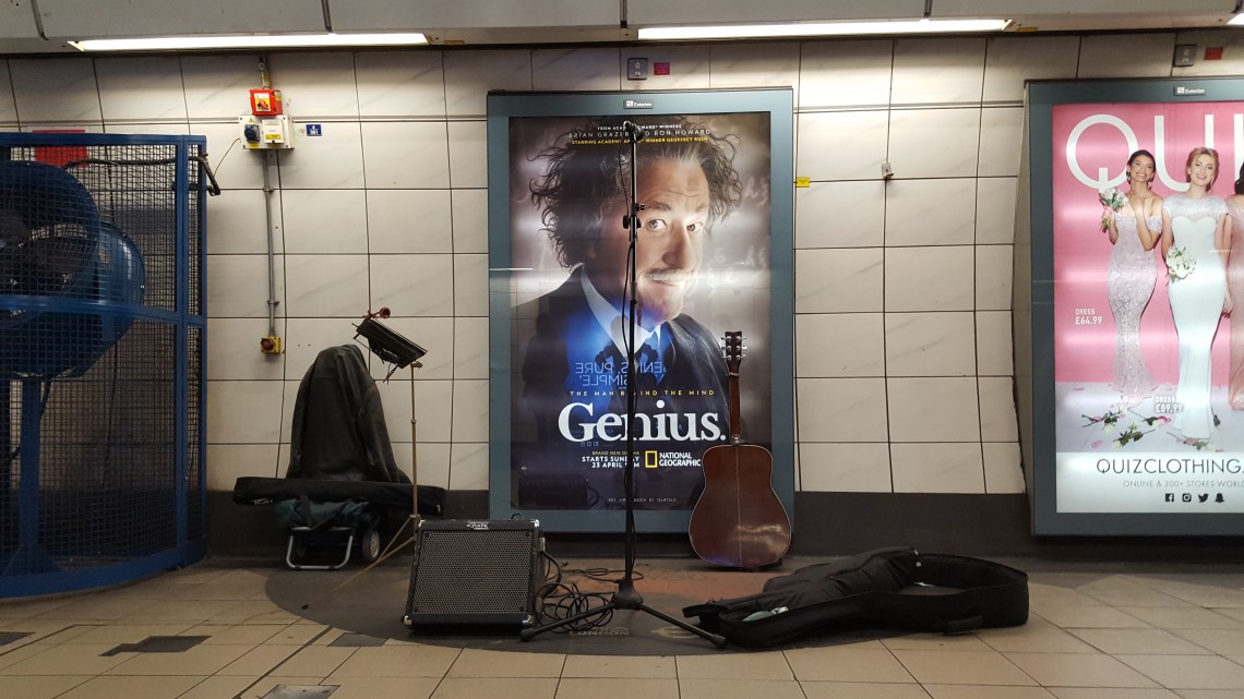 Busking Bank 16.04.1720170416_160037