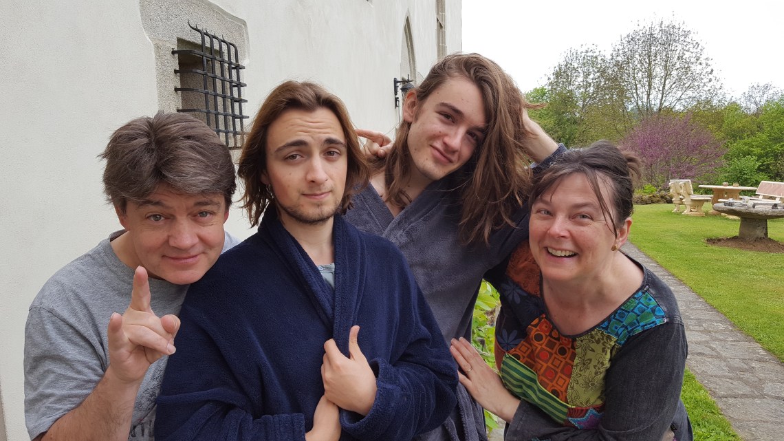 Ian &amp; Francis Morgan &amp; Branwell 31.04.1720170430_104518