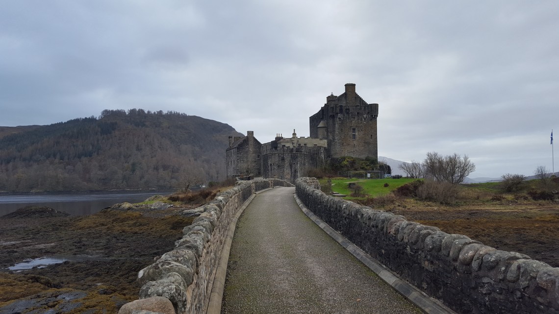 Eilean Dornie Castle Scotland November 201720171203_114557.jpg